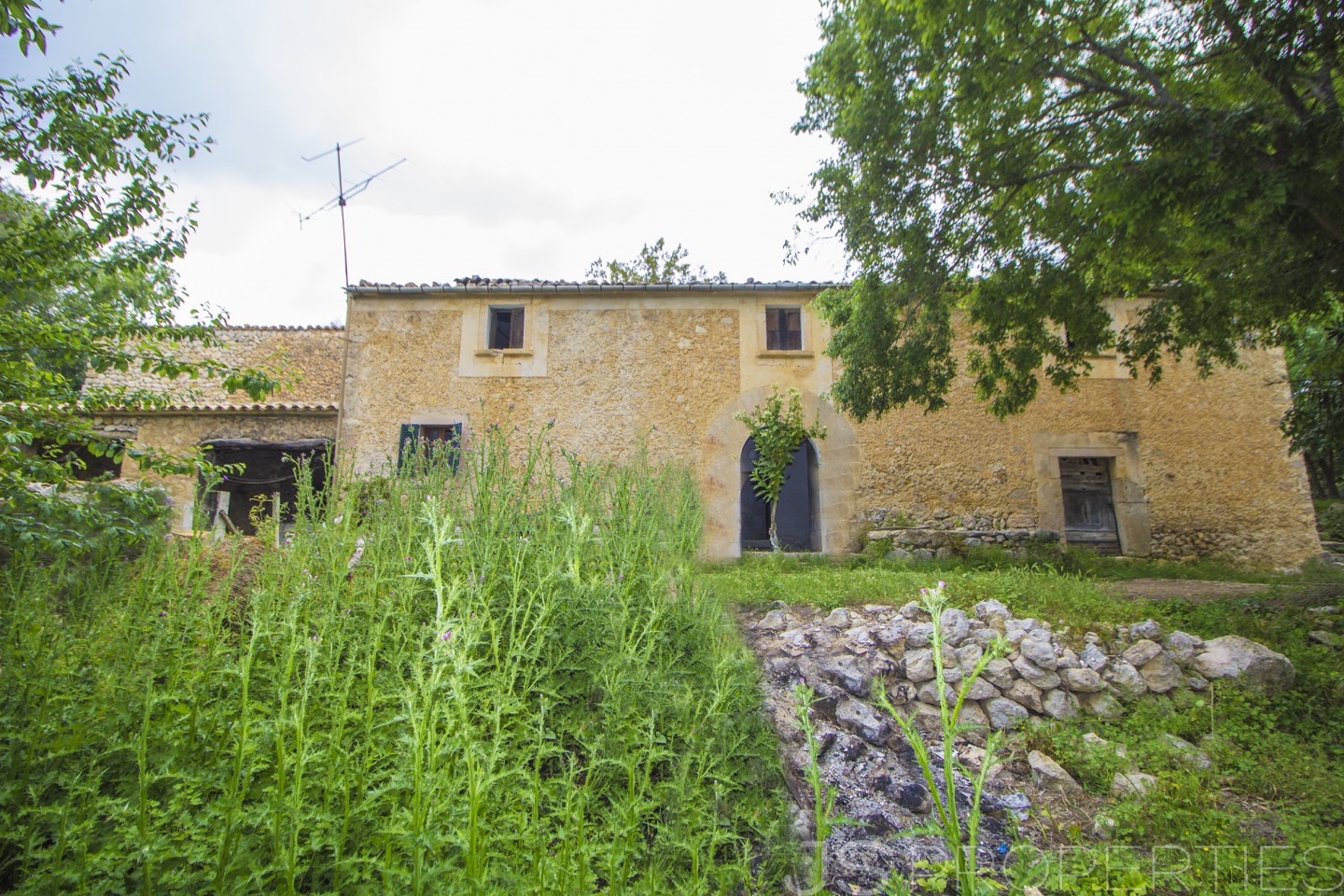 Large Historical property at 10 minutes distance from Pollensa Old Town